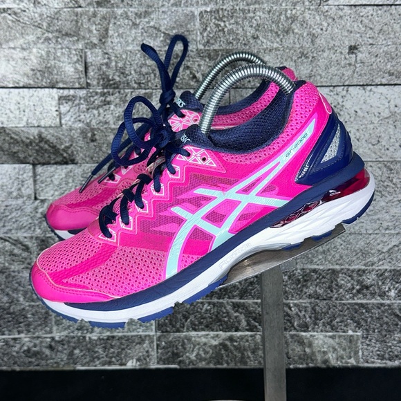 Asics GT-2000 v4 Pink / Navy Running Shoes - W8 - Picture 5 of 9